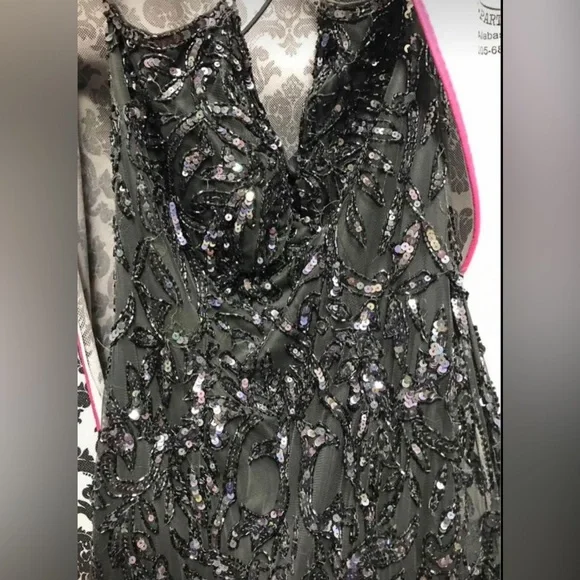 Prom dress, Pageant, Formal Gown, Homecoming - Picture 8 of 9